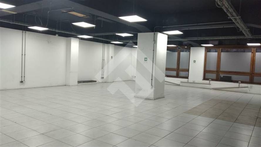 OFICINA Metro Universidad de Chile