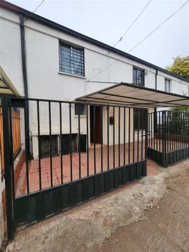 CASA Av 5 de abril con General Amengual