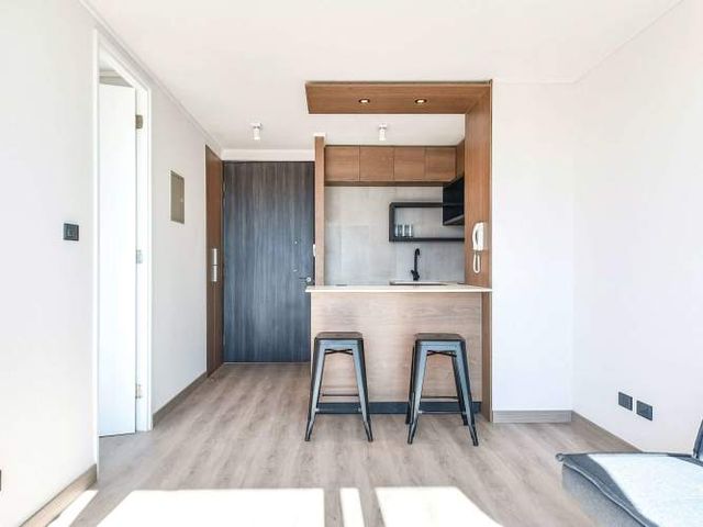 Francisco Meneses 15 (1 Est /1 Bod) [2853-1]