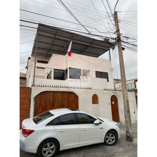 Casa 7 dormitorios sector sur Iquique