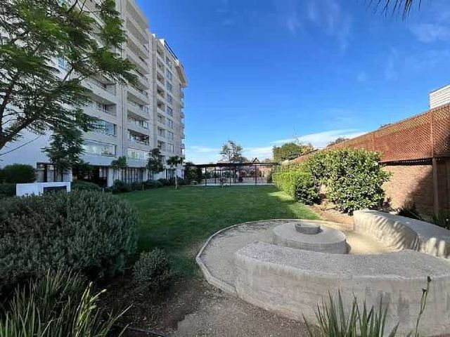 ¡Moderno Dpto. en Maipú por 4100 U.F.!