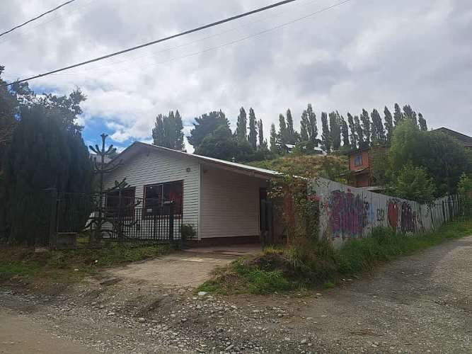 A 50 METROS DE CENTRO COMERCIAL NAUDUMAR