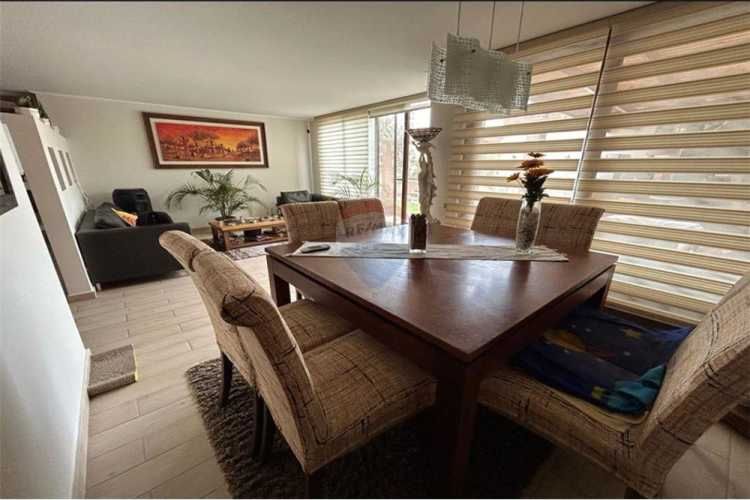 Hermosa casa en costa laguna