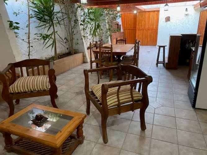 Se Vende Espectacular Departamento con Patio en Jardines del Sur.