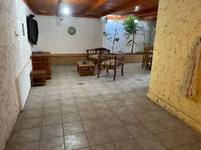 Se Vende Espectacular Departamento con Patio en Jardines del Sur.