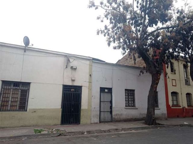 CASA Casa Amplia de 320 m2 Rafael Sotomayor/Metro Cumming