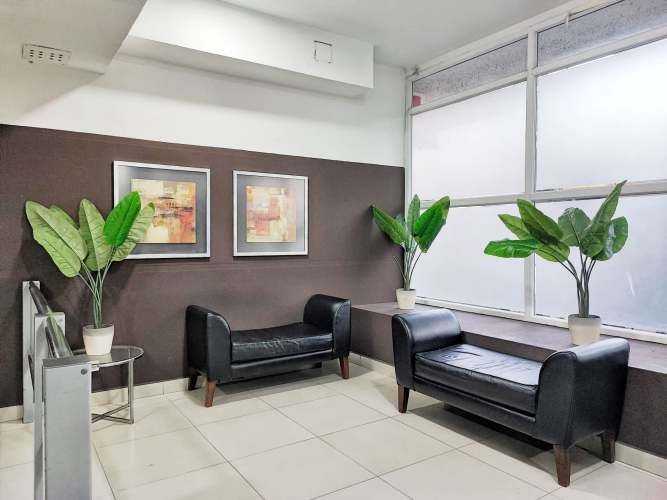 General Gana 1063 [369-11]