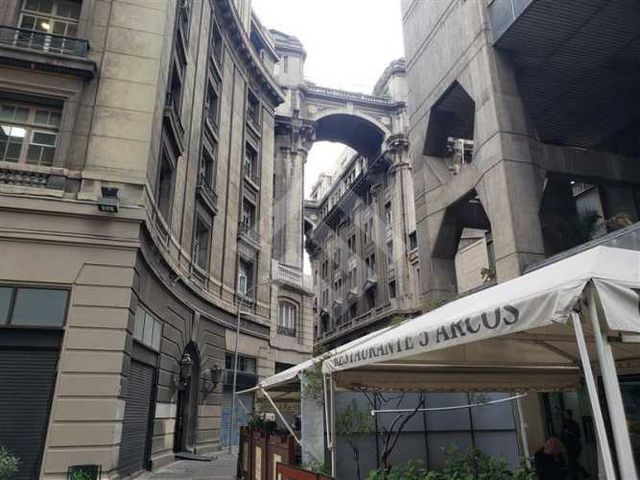 OFICINA Monjitas / Merced