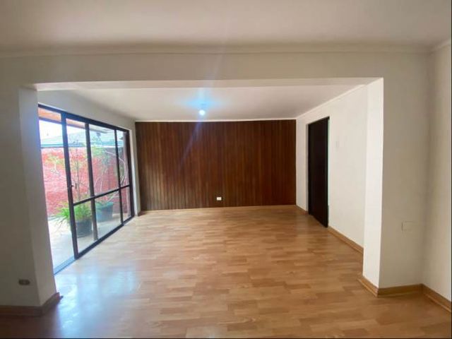 Venta Casa 4D/3B - Las Condes