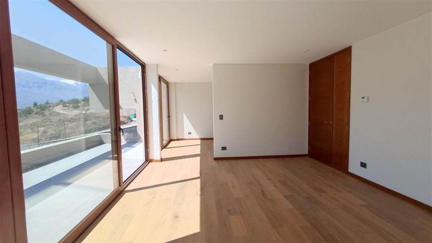 CASA Espectaculares vistas desde Cerro del medio / sin comision