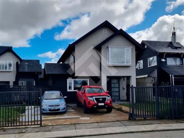 CASA JARDIN AUSTRAL,CONDOMINIO RESERVA MIRADOR