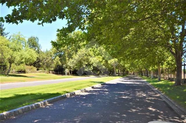 SITIO CONDOMINIO LAS BRISAS DE CHICUREO COLINA