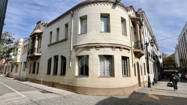 OFICINA Metro Republica