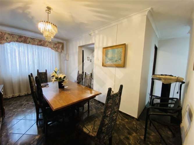 CASA Gran Avenida/ Av. El Parrón