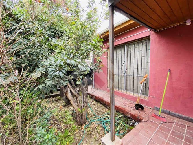 CASA Gran Avenida/ Av. El Parrón