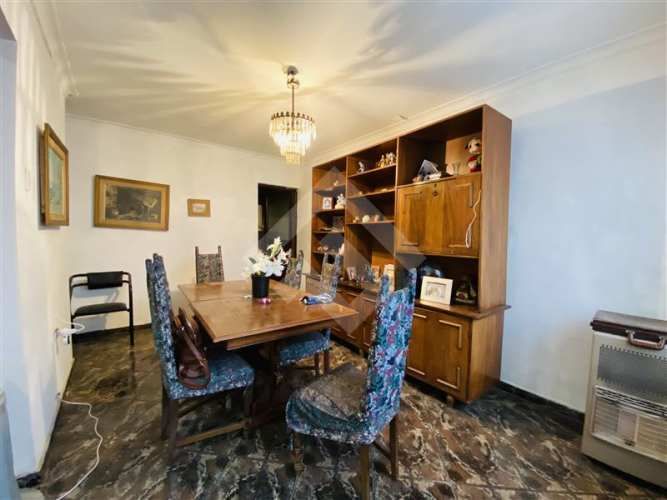 CASA Gran Avenida/ Av. El Parrón