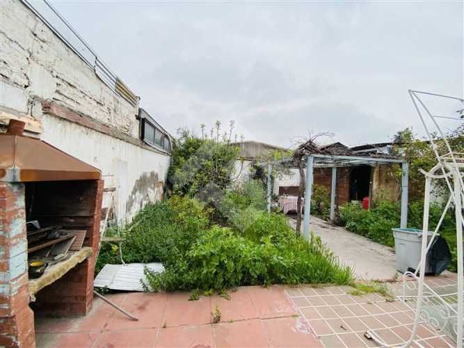 CASA Gran Avenida/ Av. El Parrón