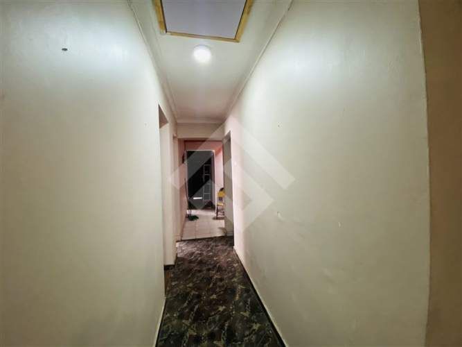 CASA Gran Avenida/ Av. El Parrón