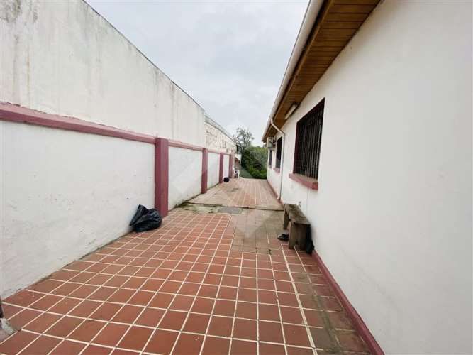 CASA Gran Avenida/ Av. El Parrón