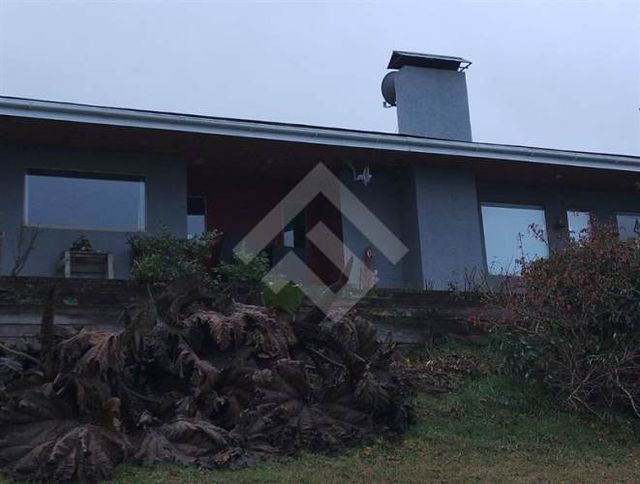 CASA a unos 4 km al este de Coinco.