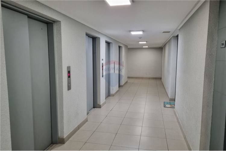 Como,muy iluminado,a pasos del metro, 1d/1b