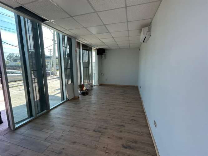 BODEGA San Eugenio / Santo Tomás/