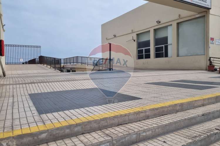 Local comercial arriendo