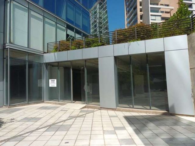 Local LOCAL EN VENTA CON 140 M2 DE TERRAZA DE USO Y GOCE