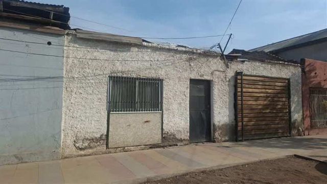 CASA En Venta Casa de 1 Piso en Alcalde Pedro Alarcón con Las Industrias