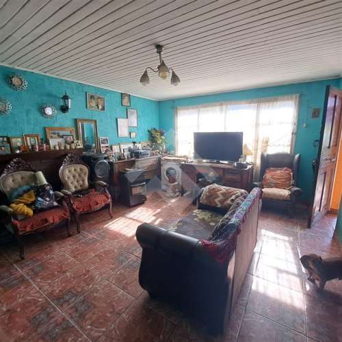 CASA La Errazuriz / Horacio Roman Salina