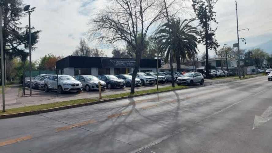 Local MANQUEHUE / COUNTRY CLUB /