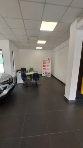 Local MANQUEHUE / COUNTRY CLUB /