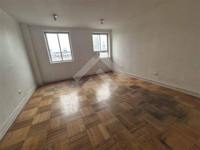 OFICINA Compañia de Jesus/Bandera