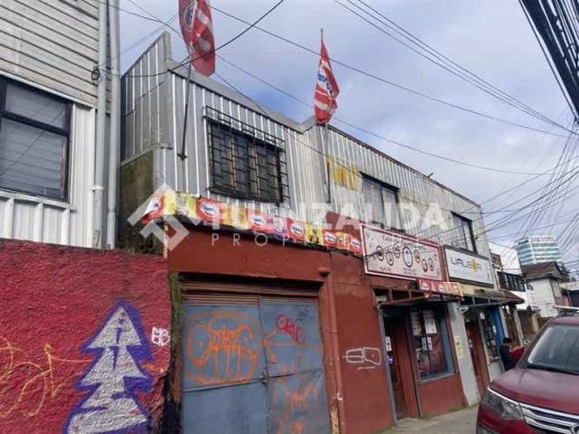 LOCAL COMERCIAL Centro de Puerto Montt