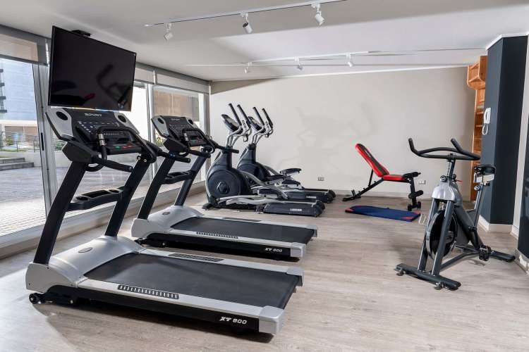 General Mackenna 155 (1 Est )