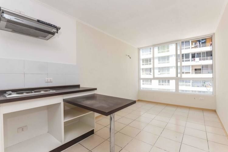 Av. María Rozas Velá