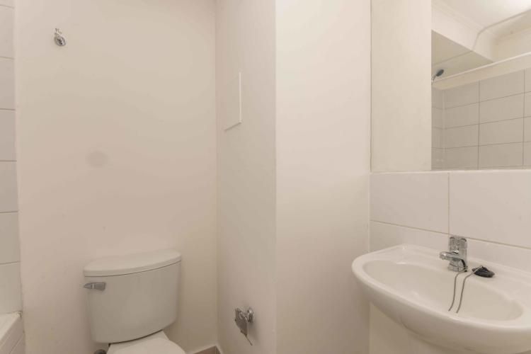 Av. María Rozas Velá