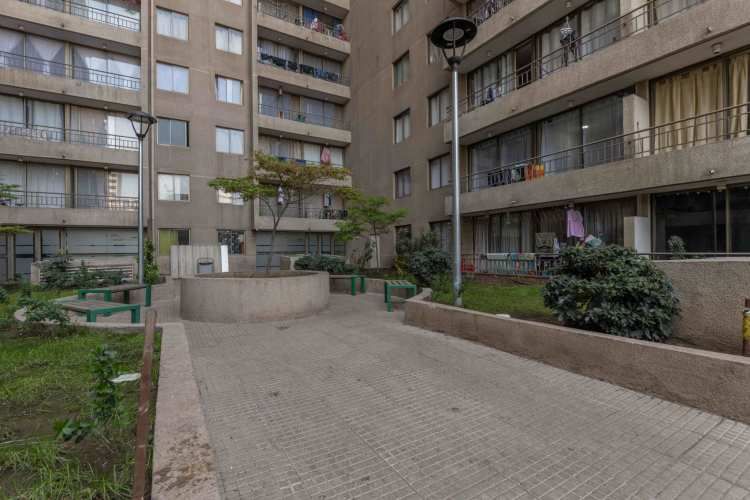 Vicuña Mackenna 1751