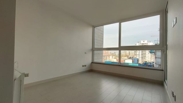 Av. Irarrázaval 2220 (1 Est /1 Bod)