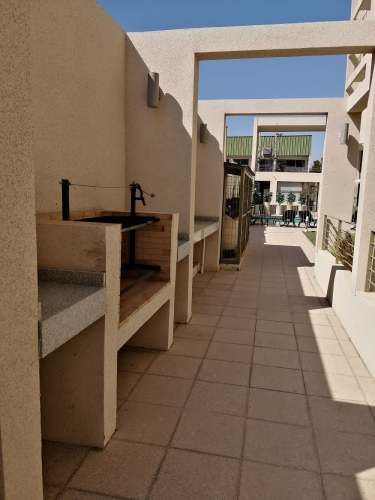 Los Carrera 1131 (1 Est )