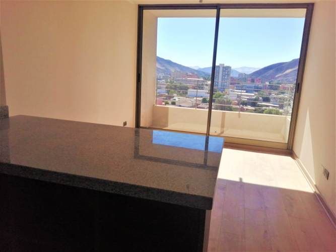 Los Carrera 1131 (1 Est )