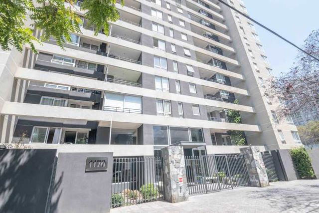 Cuarta Avenida 1170 (1 Est /1 Bod)