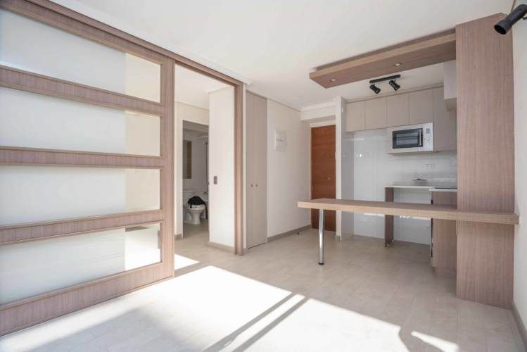 Sta. Petronila 28 (1 Est )