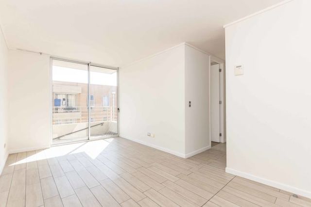 Portales 2895 (1 Est /1 Bod)