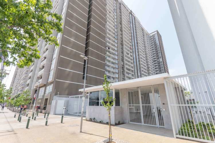 Av. María Rozas Velá