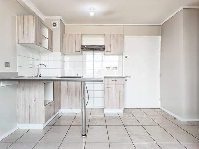 Av. Lo Espejo 01173 (1 Est /1 Bod)