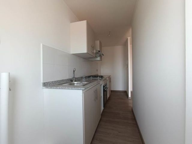 Av. Diego Portales 8 (1 Est )