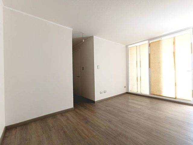 Av. Diego Portales 8 (1 Est )