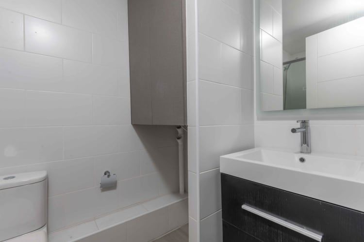 Sta Clara 360 (1 Est )