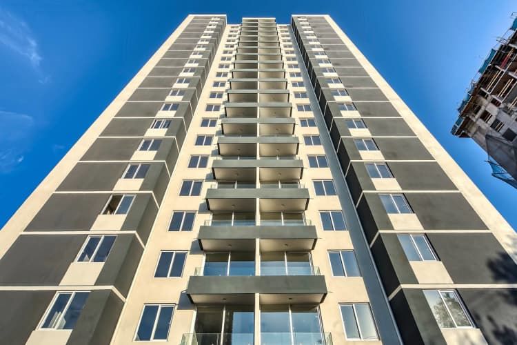 Sta Clara 360 (1 Est )